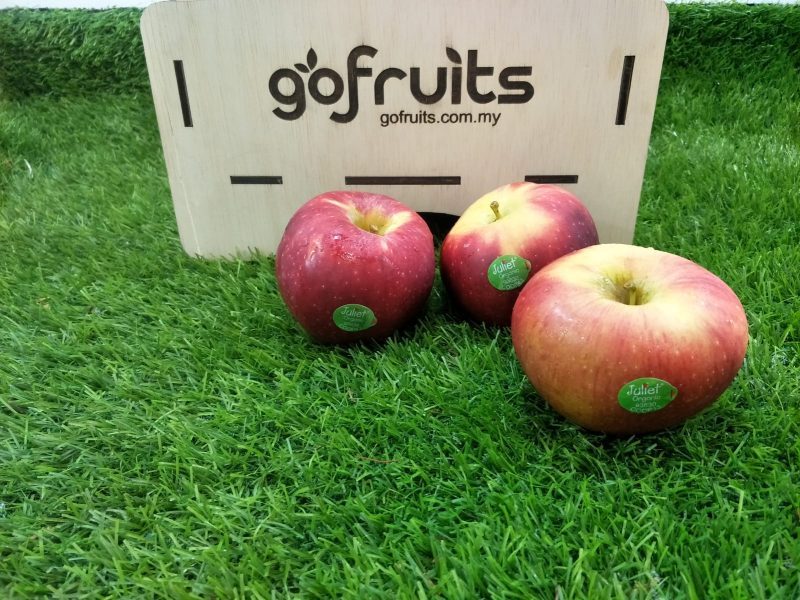 Eating the skin of Juliet® organic apples. - Juliet Apple